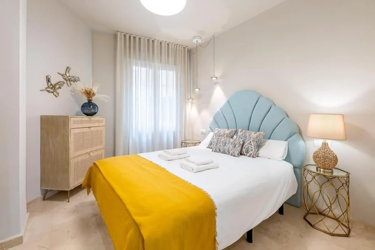 Vivendos - Ma16 - Capuchinos Parking Apartment Malaga